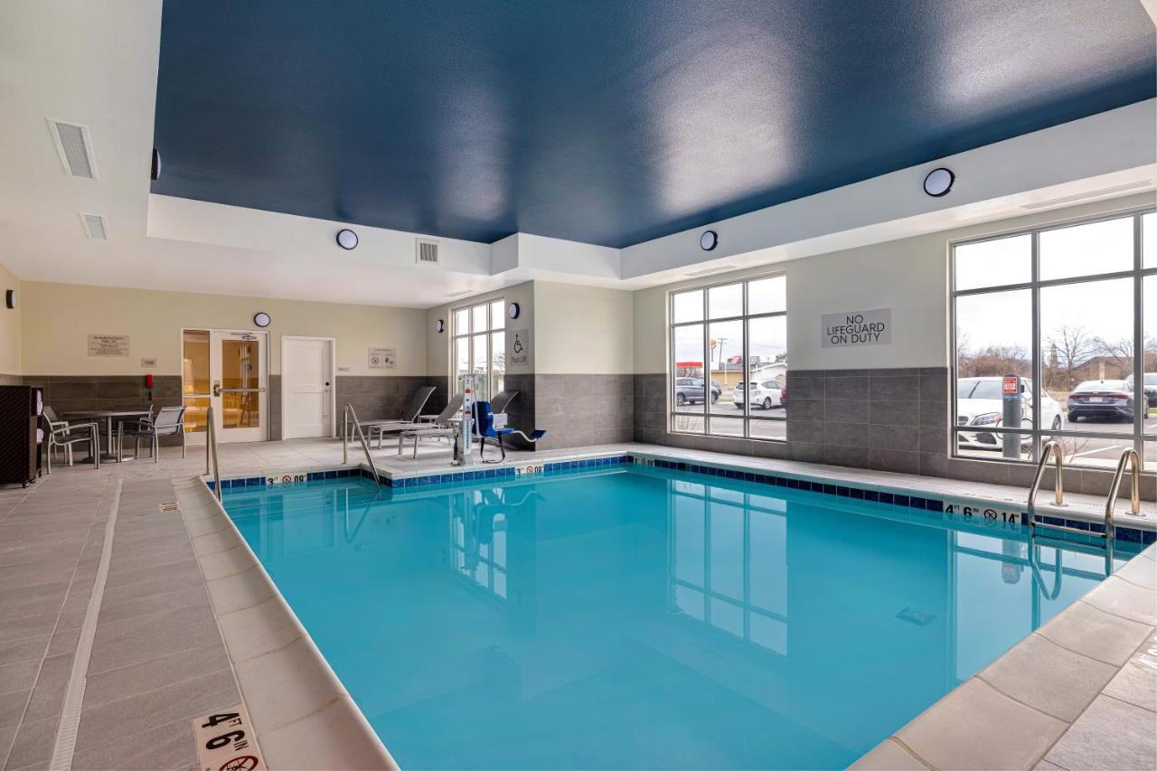 Towneplace Suites By Marriott Monroe Bagian luar foto