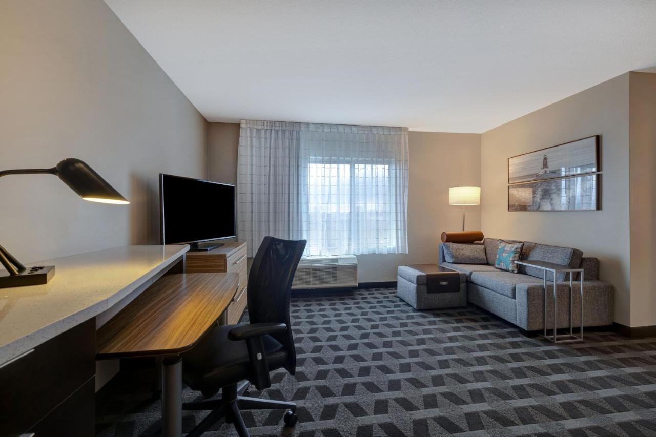Towneplace Suites By Marriott Monroe Bagian luar foto