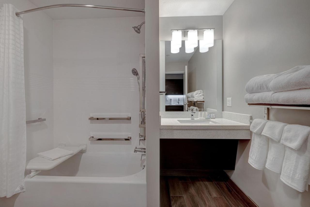 Towneplace Suites By Marriott Monroe Bagian luar foto